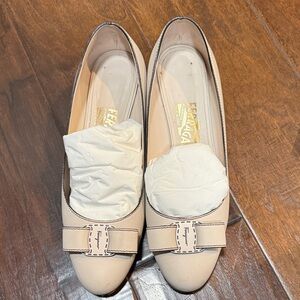 Salvatore Ferragamo Vara Pump